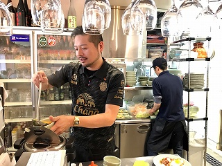 Soi Gapao ソイガパオ の居酒屋 バー ビアガーデン 接客 ホール アルバイト パート求人情報